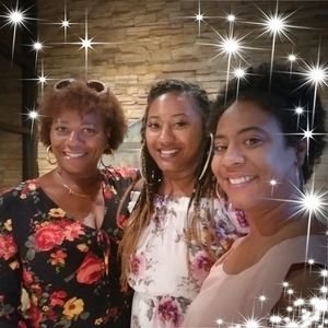 Meet your Posher, Alisa